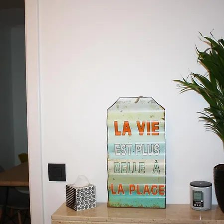 Knokke, Vlakbij Het En Winkels *